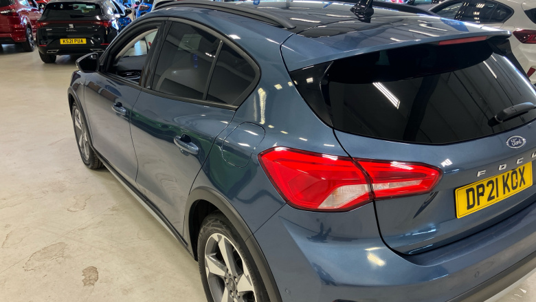 Ford Focus 1.0 EcoBoost Hybrid mHEV 125 Active Edition 5dr Petrol Hatchback